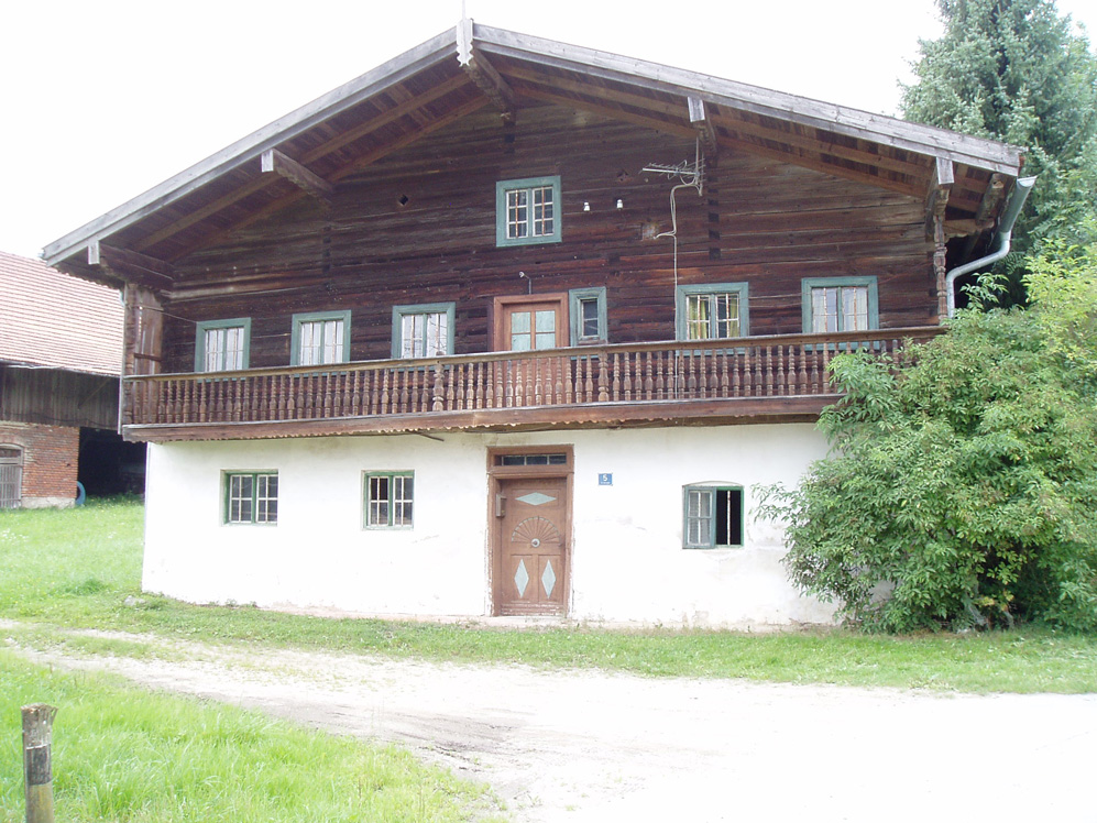 monika-dietrich-denkmal-bauernhaus-st-georgen_01