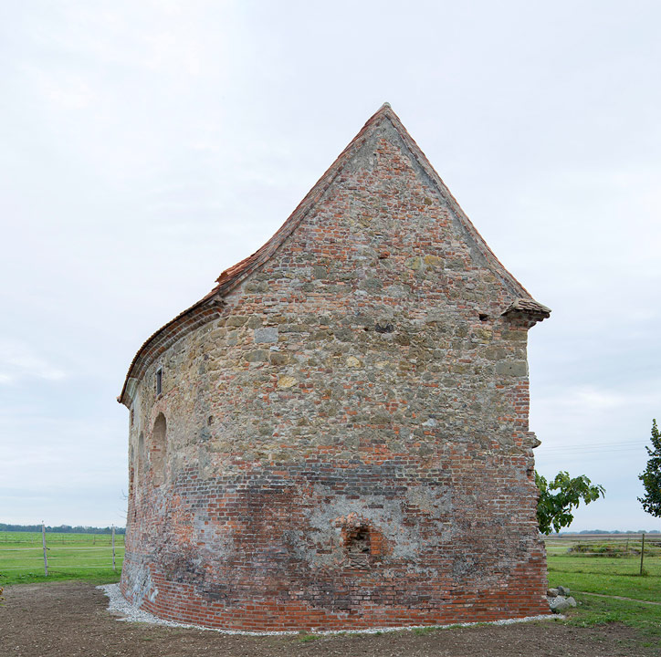 monika-dietrich-denkmal-kapelle-auburg_04